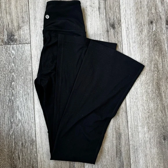 Lululemon Groove Nulu Flare Pant Black Size 4 High Rise 32” Inseam - Picture 5 of 12